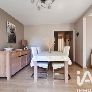 Appartement 4 pièces 183700 €