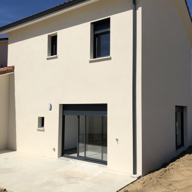 Maison 4 pièces 980 €