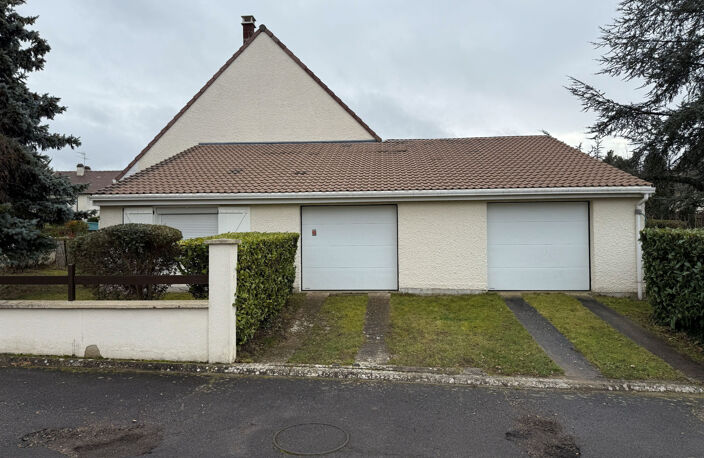 Maison 7 pièces   Mandres-les-Roses — photo 2