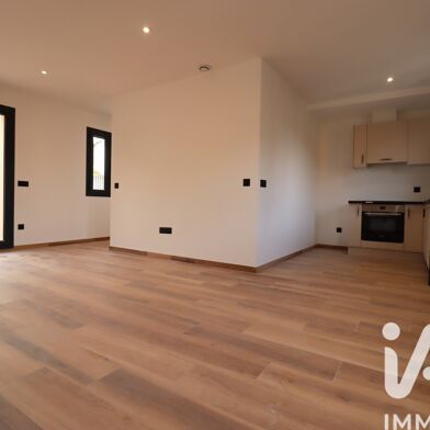 Appartement 2 pièces 1065 €