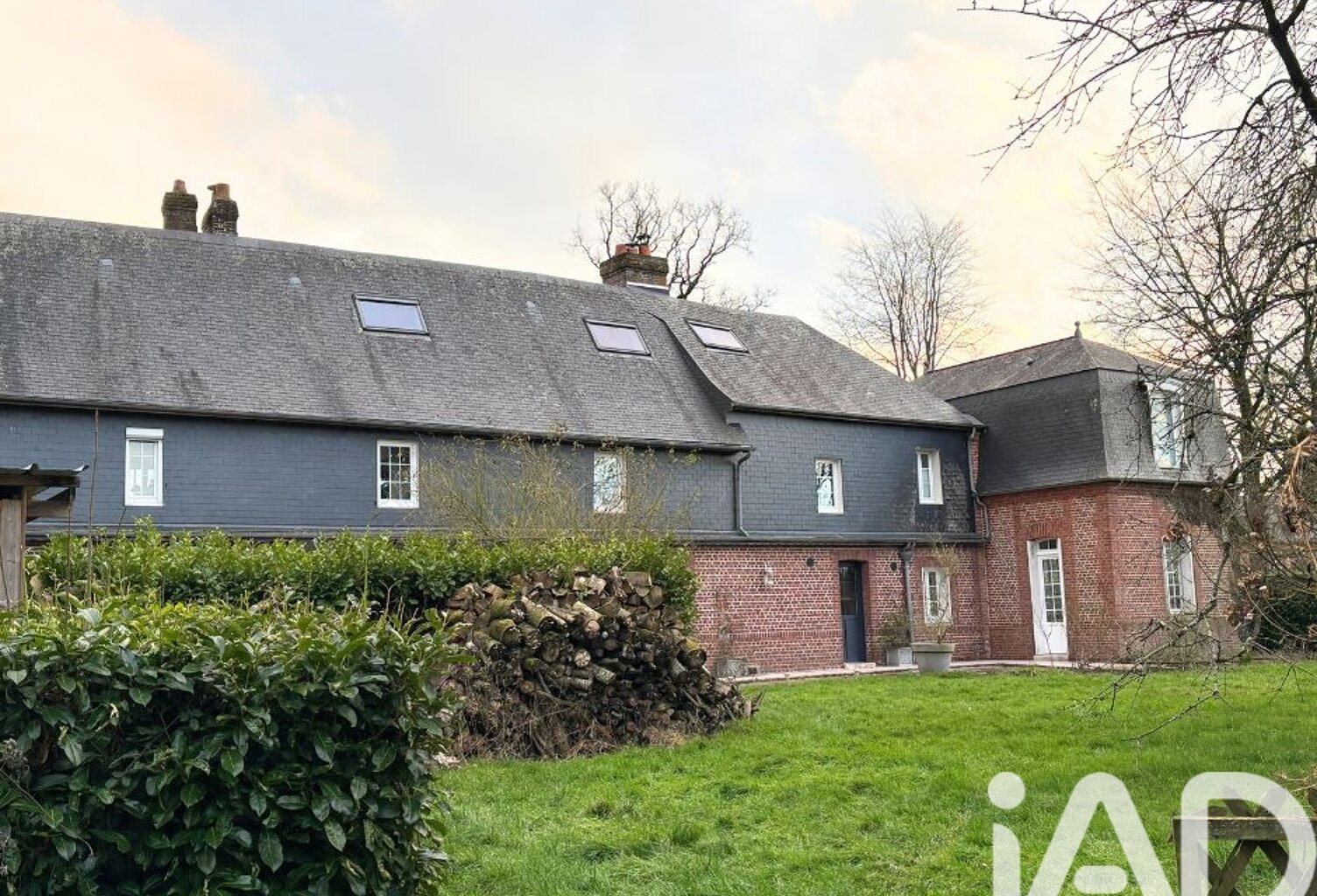 Vente Maison/villa 8 pièces — photo 1