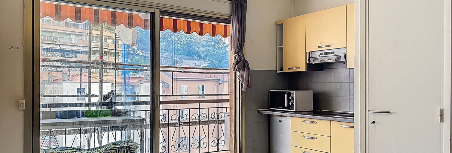 Appartement 1 Pièce 19 m² à vendre à Menton (06500)