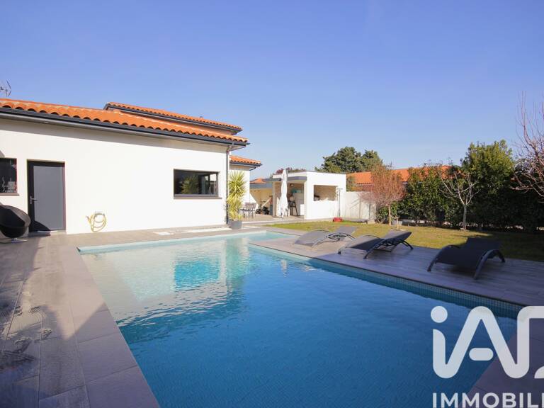 Vente Maison/villa 7 pièces — photo 1