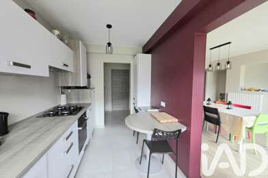 Appartement 4 pièces 275000 €