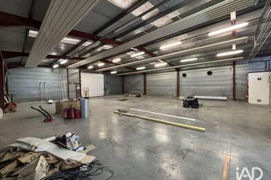 Commerce  400000 €