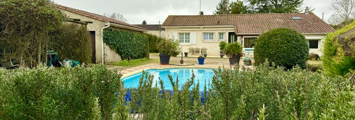 Maison 6 Pièces 130 m² à vendre à Saint-Fort-sur-le-Né (16130)