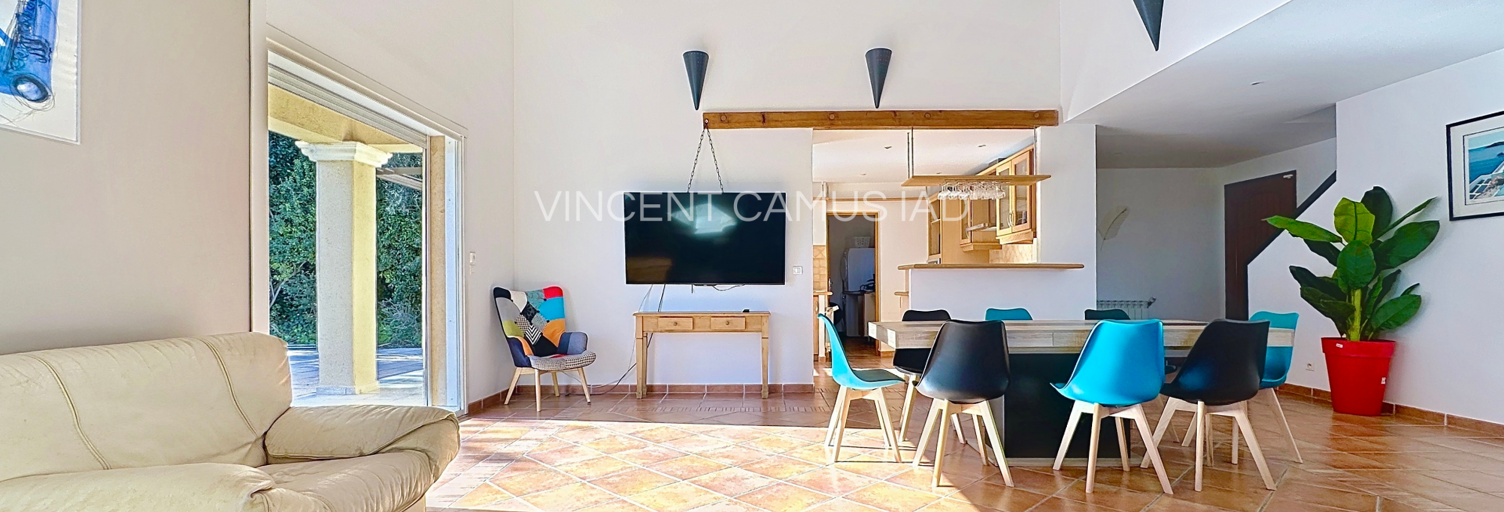 Maison 6 Pièces 178 m² à vendre à Sanary-sur-Mer (83110)