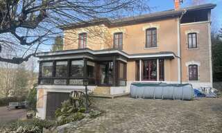 Maison 10 Pièces 245 m² à vendre à Charlieu (42190)