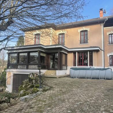 Maison 10 pièces 499000 €