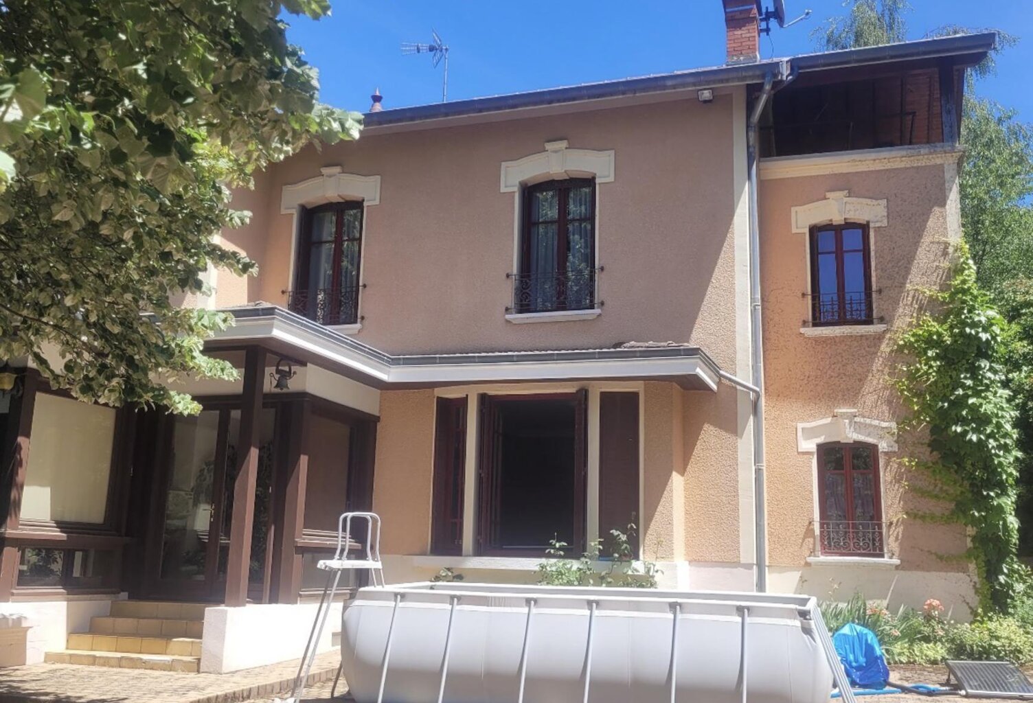 Vente maison 10 pièces 245 m² Le Cergne (42460) — photo 1
