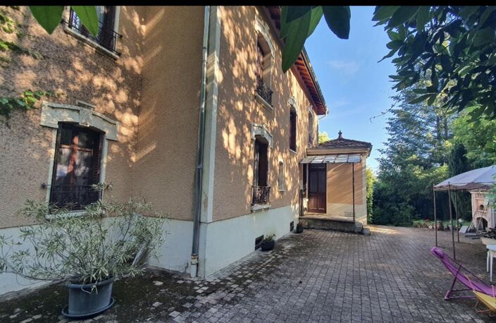 Vente maison 10 pièces 245 m² Le Cergne (42460) — photo 5