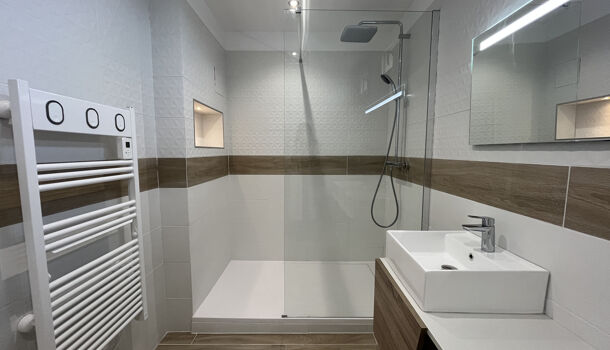 Appartement 3 pièces  à louer Aubagne 13400