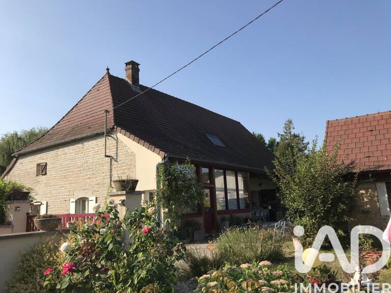 Vente Maison de campagne 8 pièces — photo 1