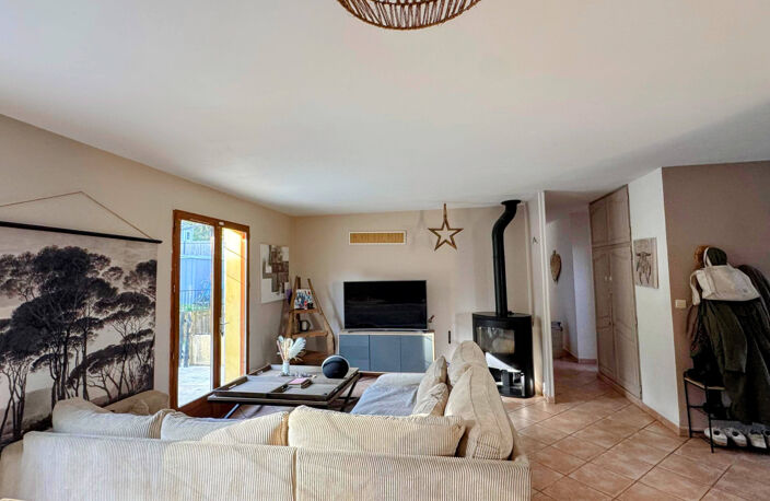 Villa à vendre 5 pièces d'environ 99 m2 sur parcelle de 1572 m2 — photo 4