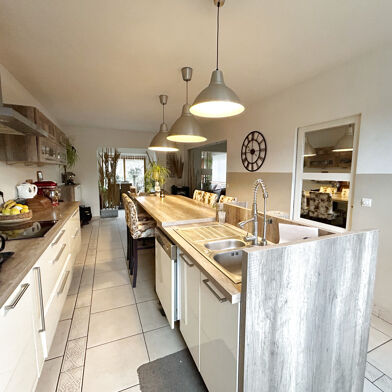 Maison 5 pièces 239000 €