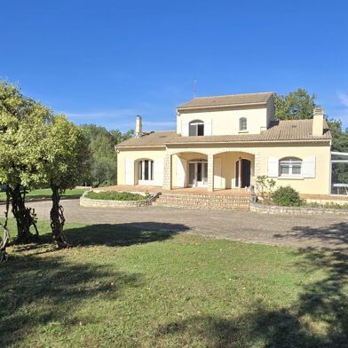 Maison 5 pièces 374500 €