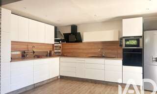 Maison 5 Pièces 157 m² à vendre à Abzac (33230)