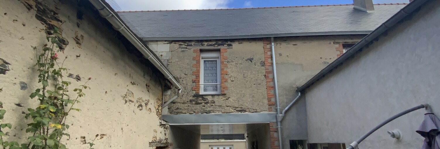 Maison 6 Pièces 101 m² à vendre à Ombrée d'Anjou (49420)