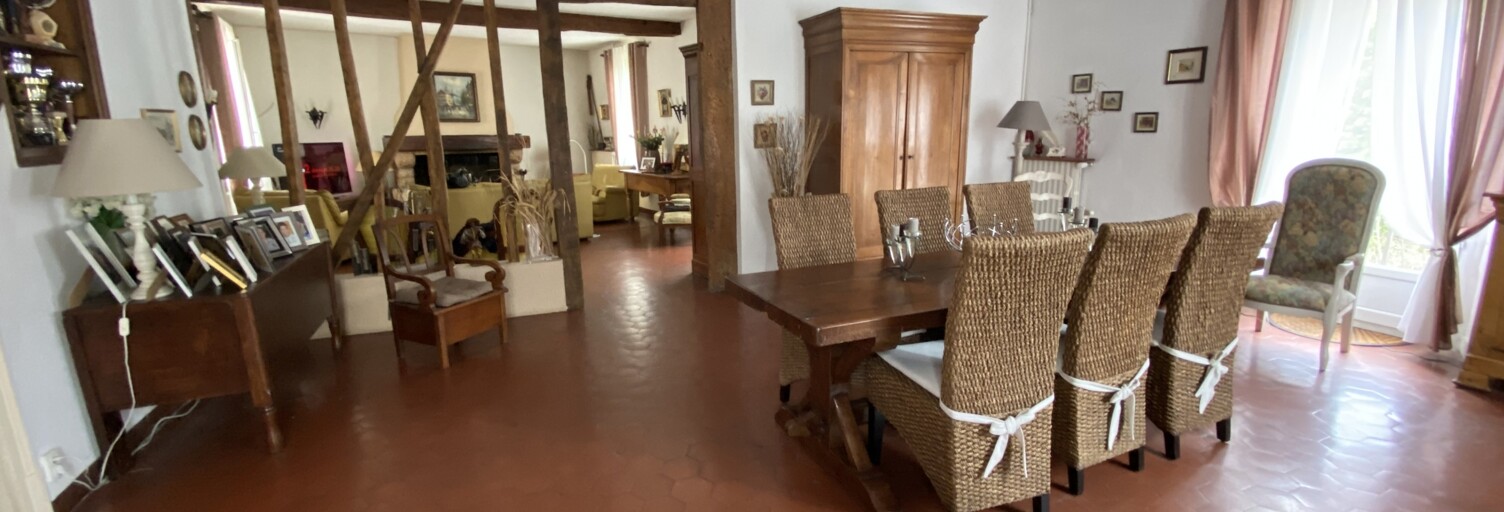 Maison 8 Pièces 266 m² à vendre à Thivars (28630)