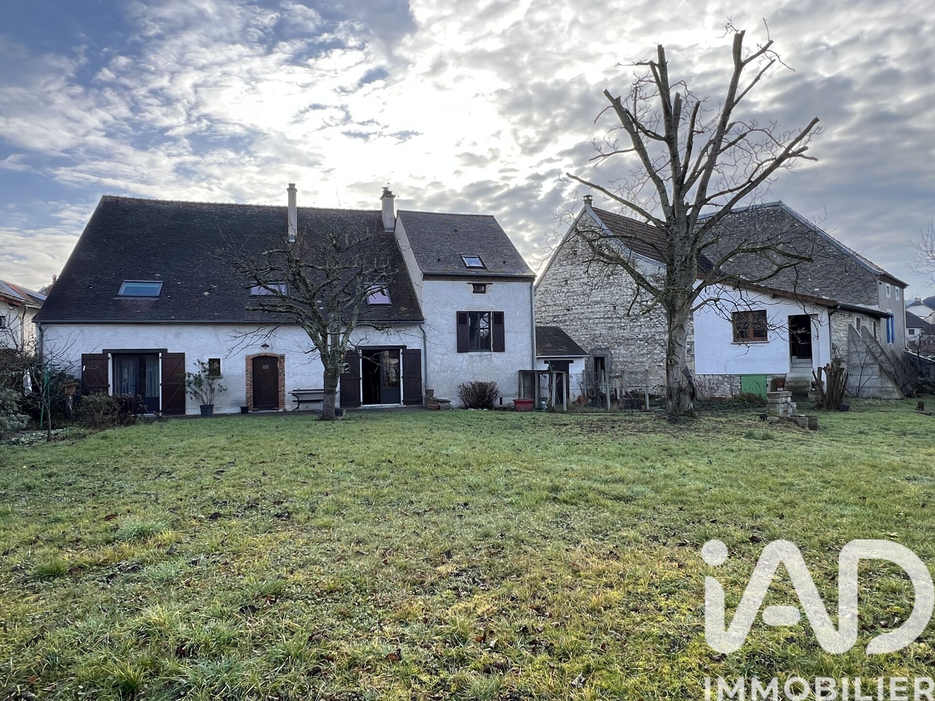 Vente Maison/villa 7 pièces - Photo 2