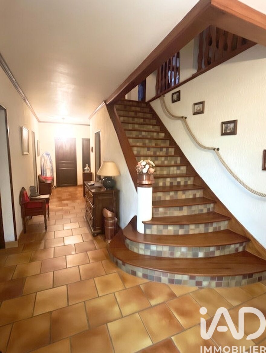Vente Maison/villa 7 pièces - Photo 2
