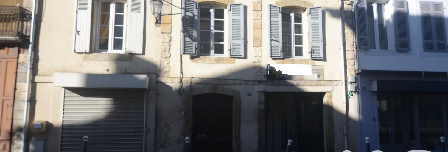 Immeuble  110 m² à vendre à Riscle (32400)