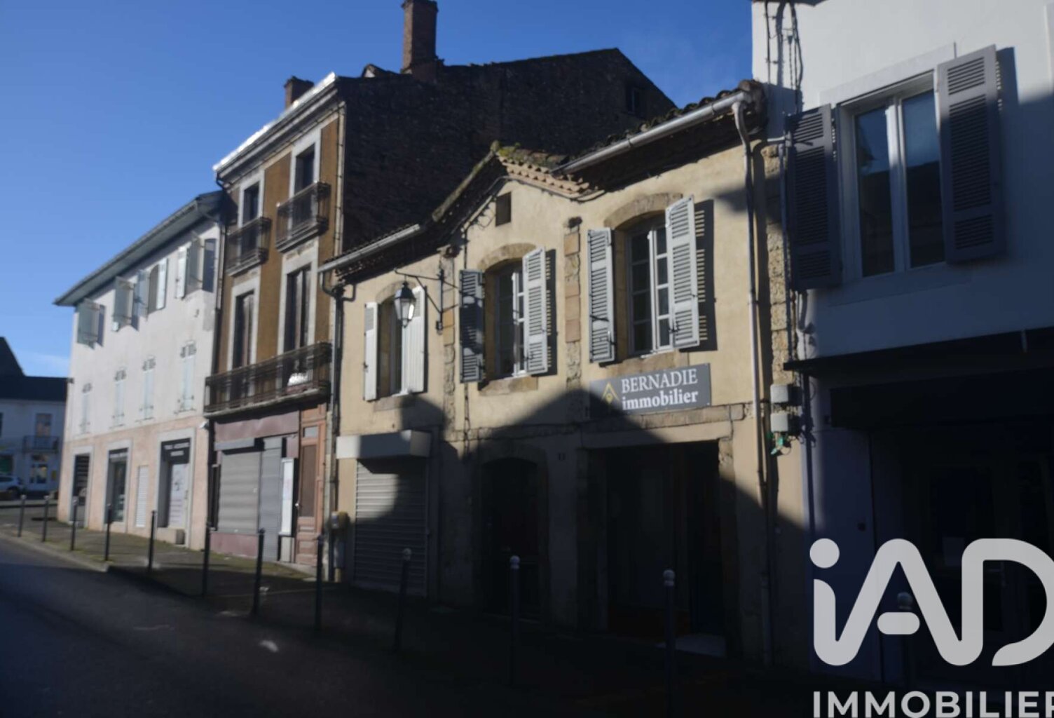Vente Immeuble 110 m&sup2; — photo 1