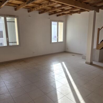 Appartement 5 pièces 1380 €