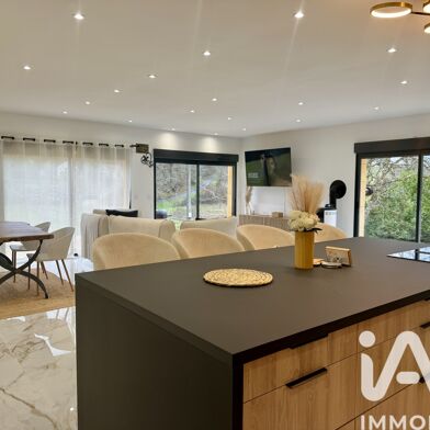 Maison 5 pièces 332000 €