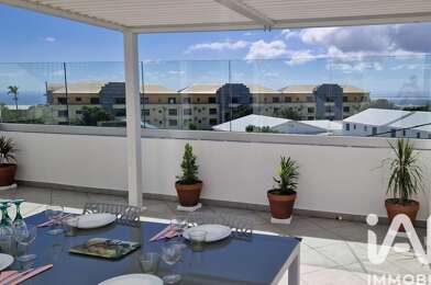 Appartement 4 pièces 275000 €