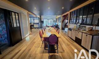 Maison 10 Pièces 481 m² à vendre à Vallerois-le-Bois (70000)