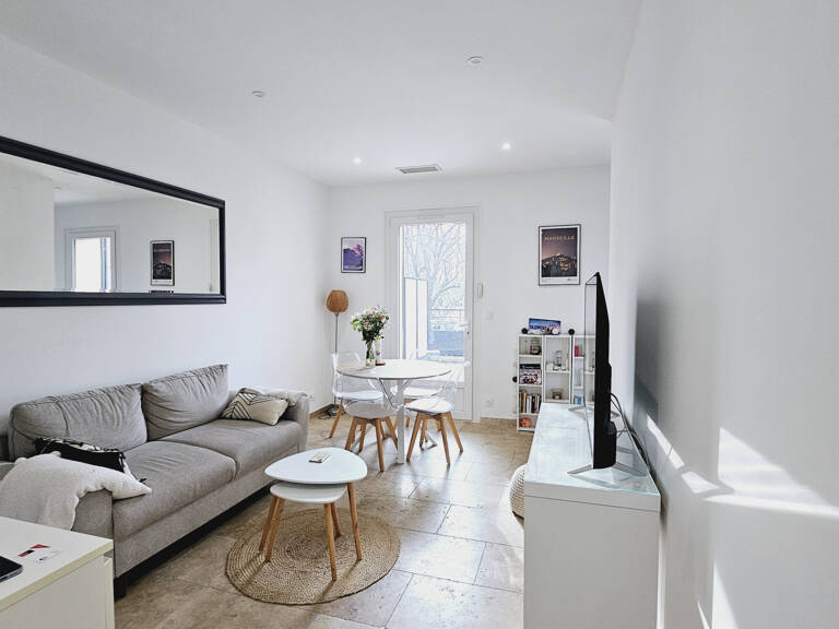 Appartement de Type 3 avec terrasse de 21 m2 et cave — photo 1