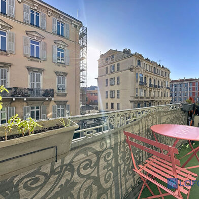 Appartement 4 pièces 595000 €