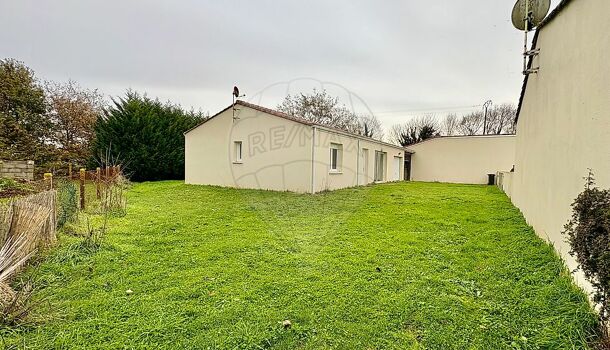 Villa / Maison 3 pièces  à vendre Sainte-Gemme 17250