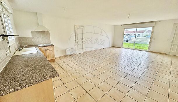 Villa / Maison 3 pièces  à vendre Sainte-Gemme 17250