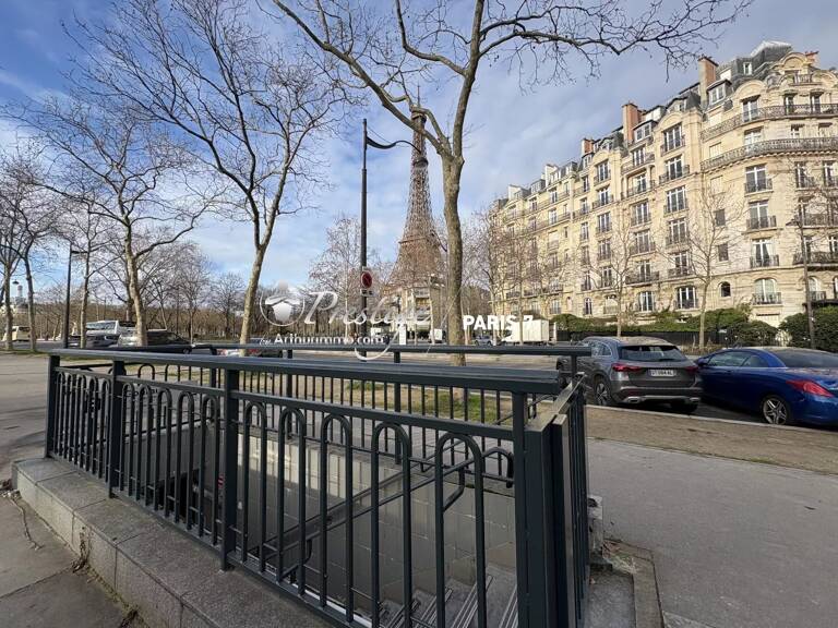 Place de Parking Paris 7 Tour Eiffel — photo 1