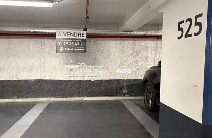 Place de Parking Paris 7 Tour Eiffel — photo 4