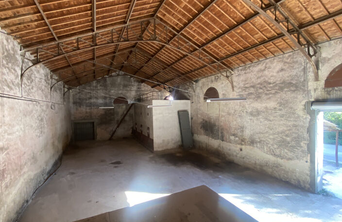 Entrepôt à louer de 281m2 pour stockage, Lunel- route de la — photo 5