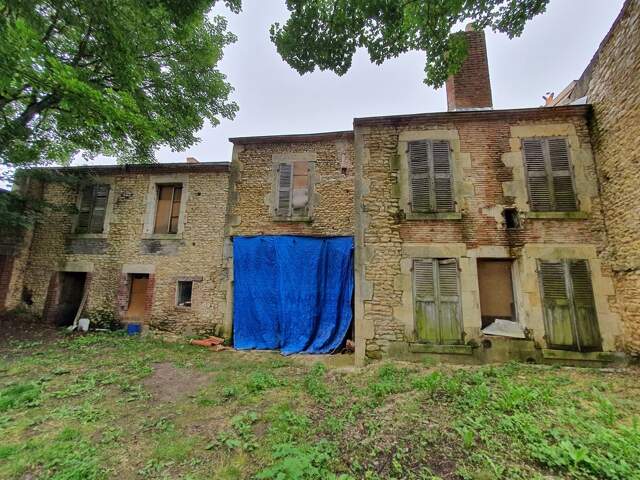 Batiment avec cachet au coeur de Reuilly — photo du bien