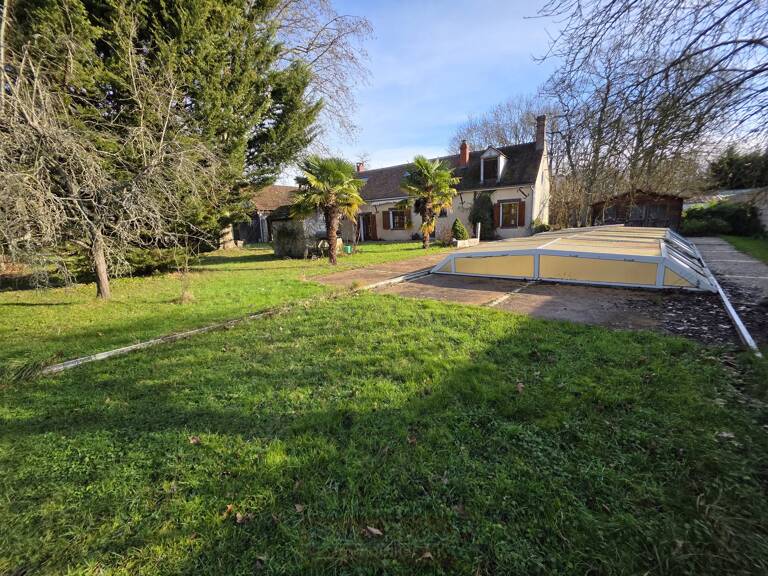 Maison de Charme à Corquilleroy avec Cheminée — photo 1