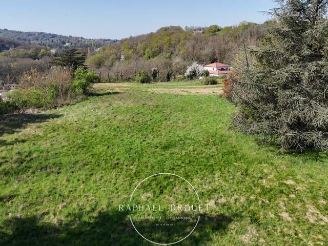 TERRAIN VIABILISE 3500 m2 - A BATIR - LIBRE CONSTRUCTEUR– PONT EVEQUE — photo du bien