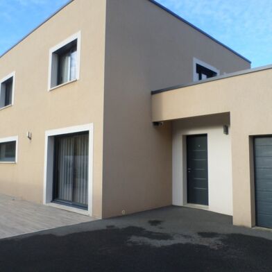 Maison 7 pièces 569900 €