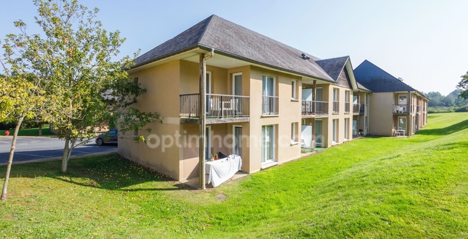 Proximité de Honfleur - Appartement de type T2 cabine - 38.40 m2 - 2 chambres - Terrasse - Parking - 1er étage sans ascenseur — photo 1
