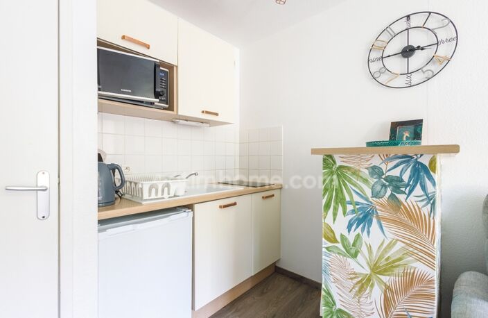 Proximité de Honfleur - Appartement de type T2 cabine - 38.40 m2 - 2 chambres - Terrasse - Parking - 1er étage sans ascenseur — photo 3