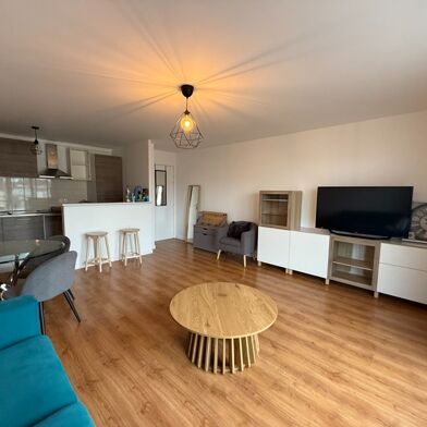 Appartement 3 pièces 1300 €