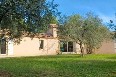 Maison 5 pièces 749000 €