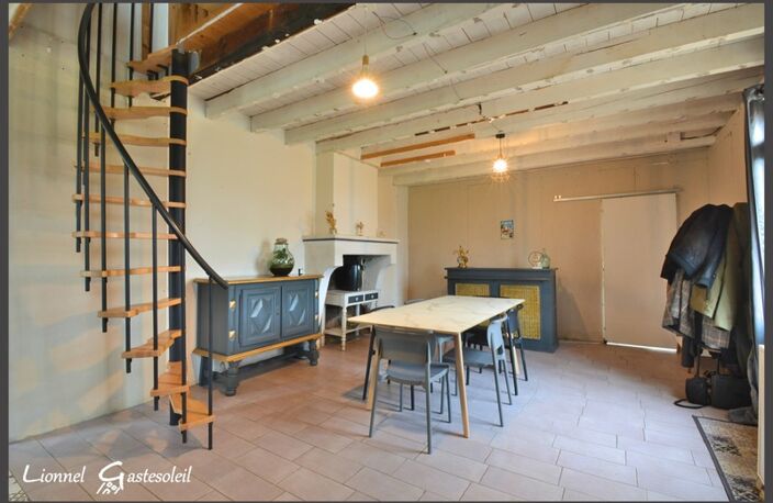 Maison 7pièces  4 chambres en pierre, Charme, espace et possibilités d’aménagement à SAINT ANTOINE DE BREUILH (24) — photo 5