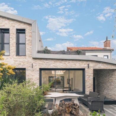 Maison 9 pièces 1180000 €