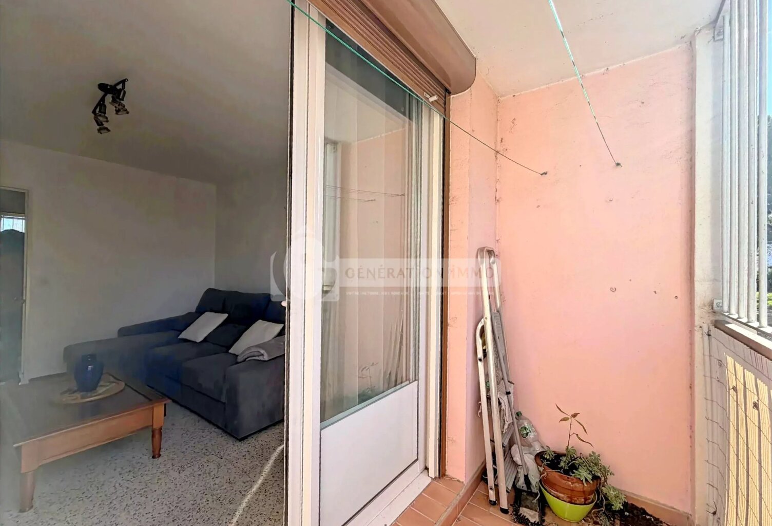 Arles - Appartement T4 à vendre — photo 1