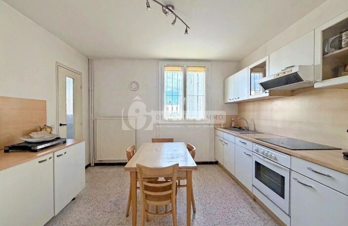 Arles - Appartement T4 à vendre — photo 4